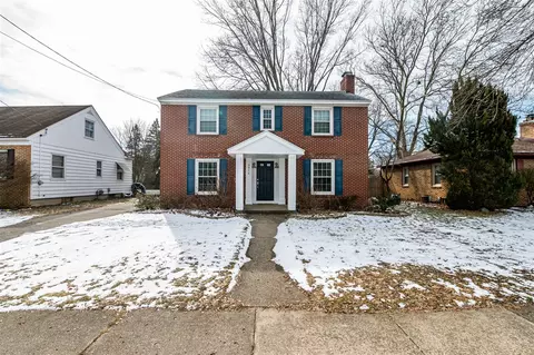 3916 Edgewood, Grandville, MI 49418