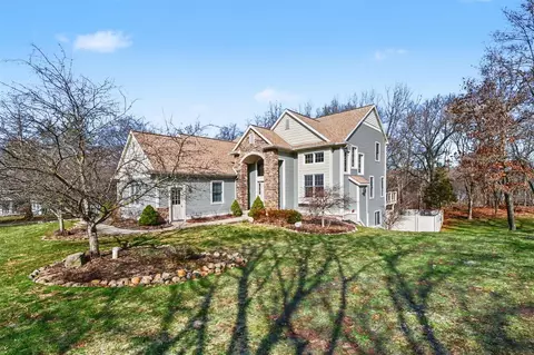 7901 Sandy Holw, Alto, MI 49302