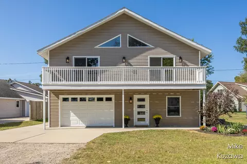 517 Pine, Spring Lake, MI 49456