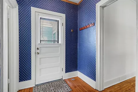 Entry Way - 222 N Eagle, Marshall, MI 49068 photo 2 of 2