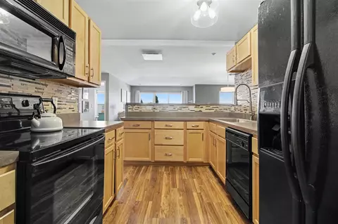 Kitchen - 3960 Berkeley, Canton, MI 48188 photo 4 of 4