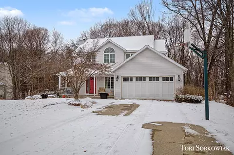 7515 Las Palmas, Rockford, MI 49341