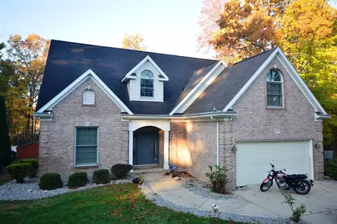 4696 Forest Crk, Kalamazoo, MI 49009