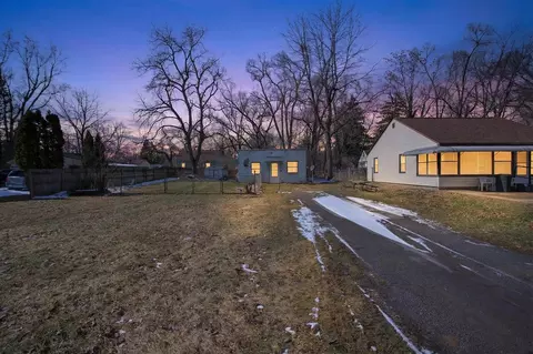 310 21st, Jackson, MI 49203