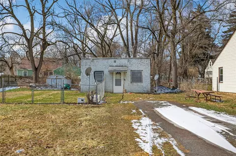 Exterior - 310 21st, Jackson, MI 49203 photo 3 of 8