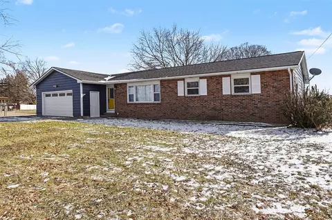 Exterior - 865 W Main, Mendon, MI 49072 photo 3 of 5