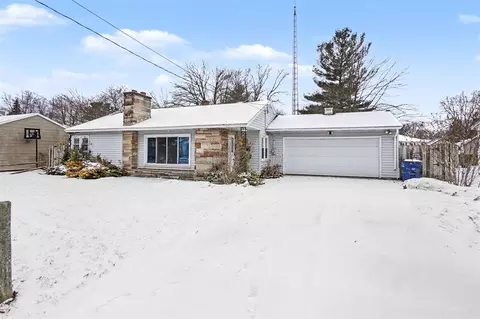 2967 Maple Grv, Muskegon, MI 49441