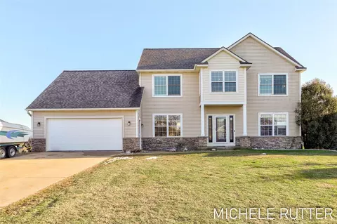 1399 Woodfield, Zeeland, MI 49464