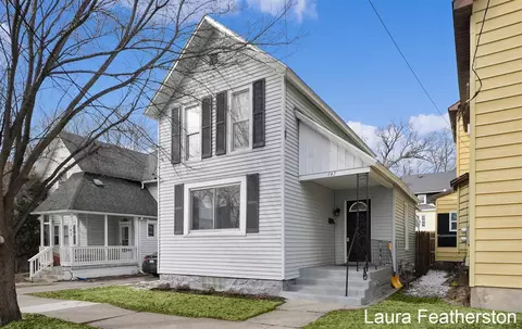 147 Page, Grand Rapids, MI 49505