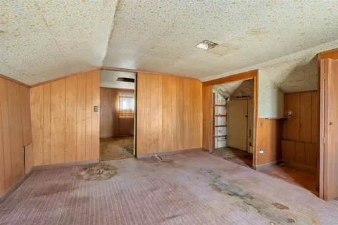 404 Park, Plainwell, MI 49080 photo 17