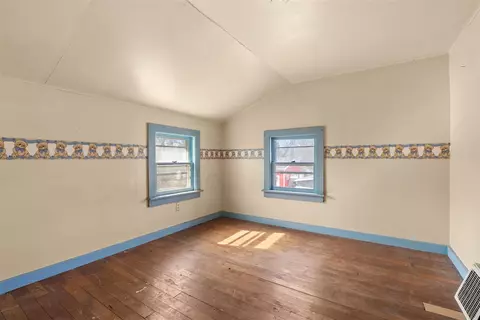 404 Park, Plainwell, MI 49080 photo 18