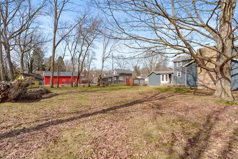 404 Park, Plainwell, MI 49080 photo 23