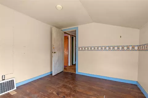 404 Park, Plainwell, MI 49080 photo 19