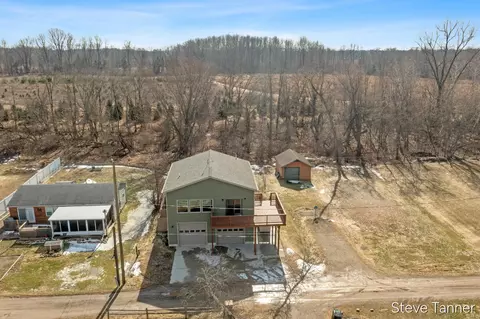 1034 Thompson, Stanton, MI 48888 photo 29