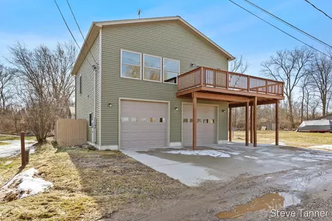 1034 Thompson, Stanton, MI 48888