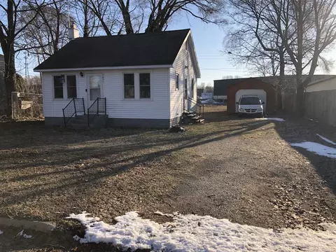 3871 Main, Benton Harbor, MI 49022