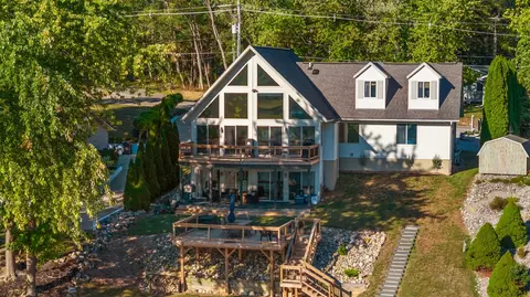 11912 N Waldron, Jerome, MI 49249