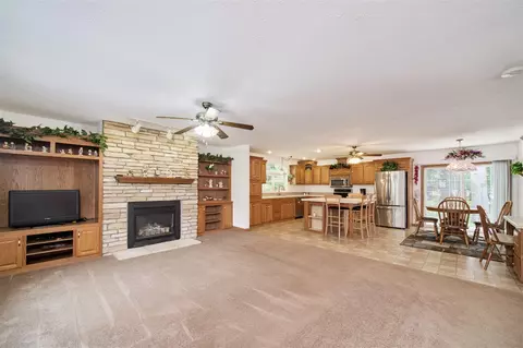 9155 Ivanhoe, Onekama, MI 49675 photo 16
