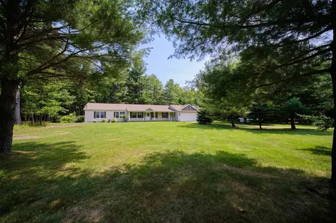 9155 Ivanhoe, Onekama, MI 49675 photo 2