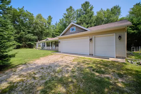 9155 Ivanhoe, Onekama, MI 49675 photo 3