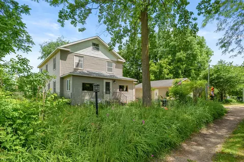 35553 M 43, Paw Paw, MI 49079