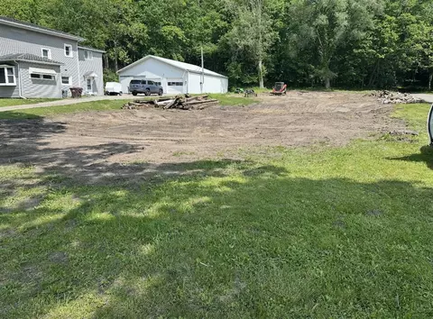 528 E Main, Ionia, MI 48846 photo 6
