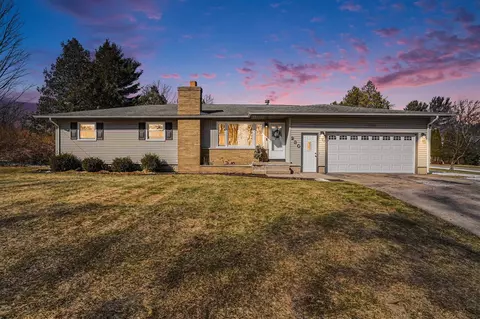 230 W Byron, Norton Shores, MI 49441