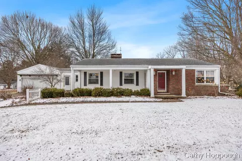 783 N State, Ionia, MI 48846