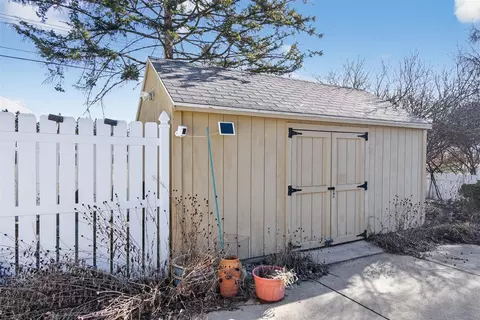 Other - 829 Thorntree, Jackson, MI 49203 photo 6 of 21