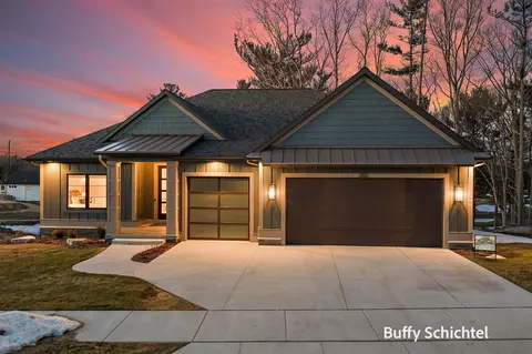 2892 Duneside, Muskegon, MI 49441