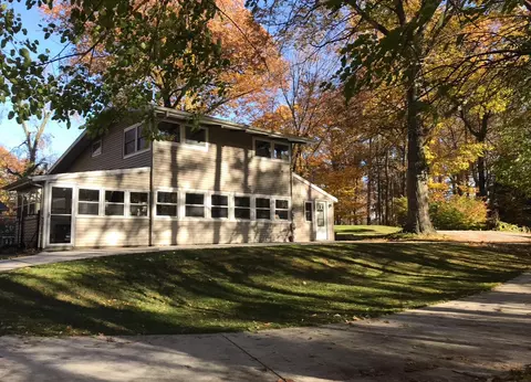 18091 Lovell, Spring Lake, MI 49456