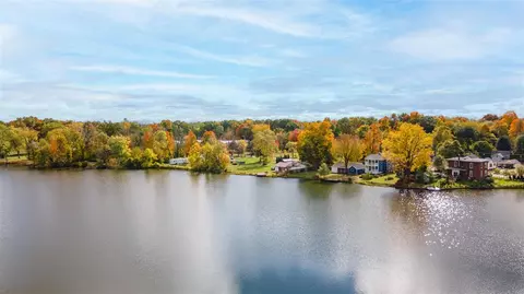 View/Area - 816 River, Three Rivers, MI 49093 photo 5 of 11