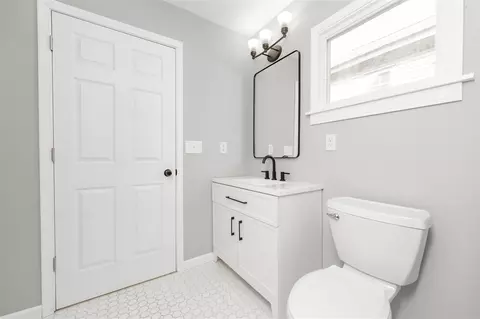 Bath - 816 River, Three Rivers, MI 49093 photo 1 of 5