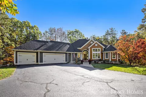 4733 Catamount, Ada, MI 49301 photo 2