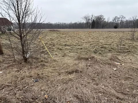 993 E Lafayette, Sturgis, MI 49091