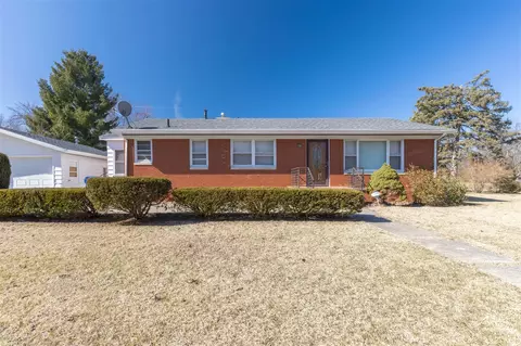 1712 W Ogden, Benton Harbor, MI 49022