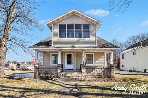 241 N State, Zeeland, MI 49464