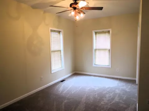 Bedroom - 1113 E South, Jackson, MI 49203 photo 1 of 2