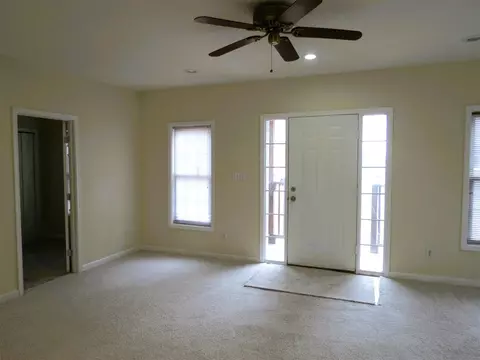 Living - 1113 E South, Jackson, MI 49203 photo 1 of 4