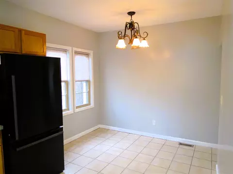 Dining - 1113 E South, Jackson, MI 49203 photo 1 of 1