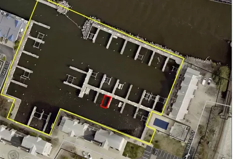 312 Water #47, Saint Joseph, MI 49085