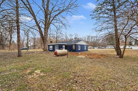 Exterior - 17022 Hull, Constantine, MI 49042 photo 2 of 3
