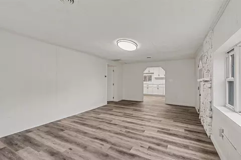 Living - 17022 Hull, Constantine, MI 49042 photo 2 of 2