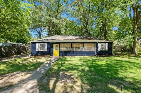3096 Lincoln, Norton Shores, MI 49441