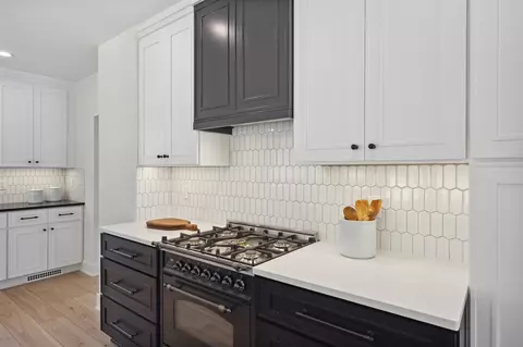 Kitchen - 101 Carl, Ada, MI 49301 photo 6 of 6