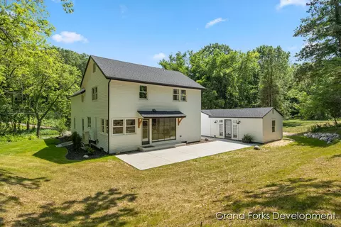 Exterior - 101 Carl, Ada, MI 49301 photo 8 of 10