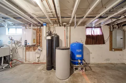 Other - 211 Hackett, Jackson, MI 49202 photo 6 of 10