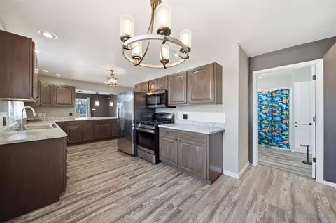 Kitchen - 211 Hackett, Jackson, MI 49202 photo 1 of 3
