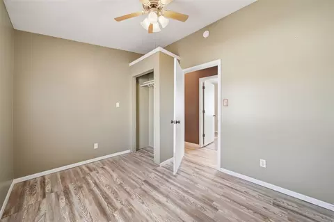 Bedroom - 211 Hackett, Jackson, MI 49202 photo 2 of 3