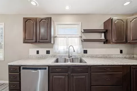 Kitchen - 211 Hackett, Jackson, MI 49202 photo 3 of 3